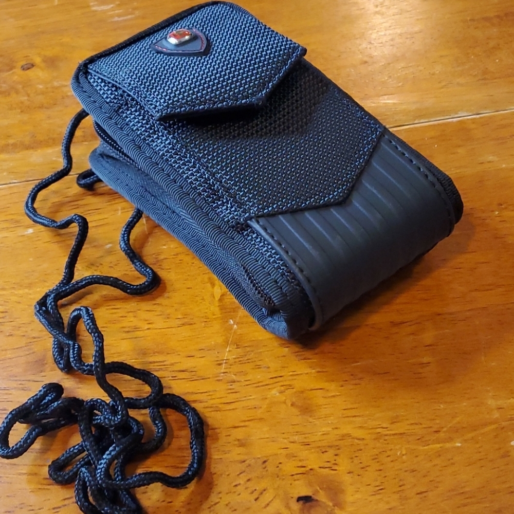 Case - Picture 2 of 9